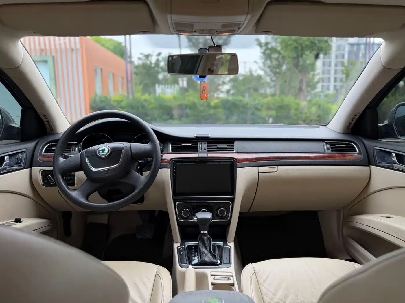 Škoda Superb 2009 1.8TSI Automatic Elegance фото 4
