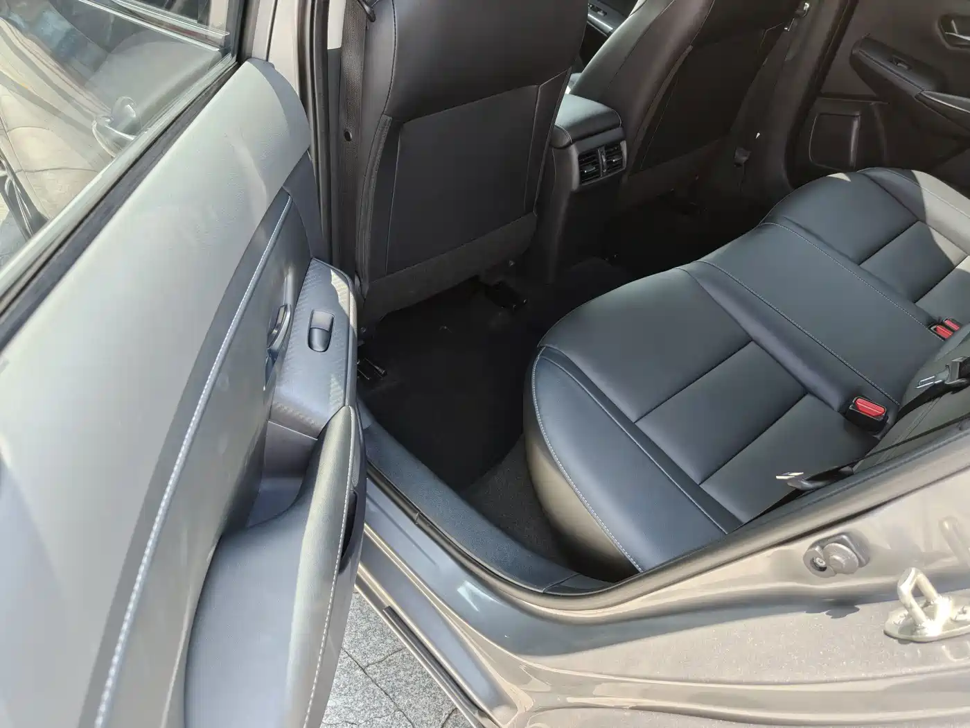 Nissan SYLPHY, миниатюра 12