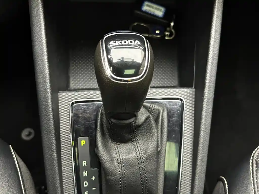 Škoda Kamiq 2022 1.5L Automatic Comfort Edition фото 13