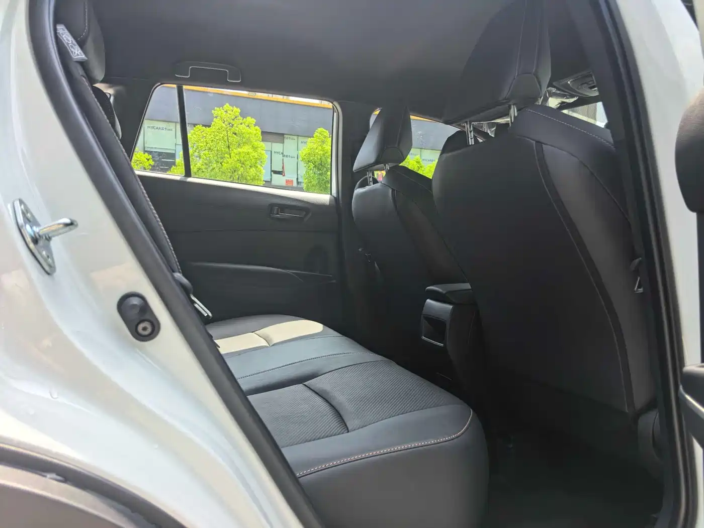 Toyota Frontlander 2026 2.0L CVT Comfort Edition фото 10