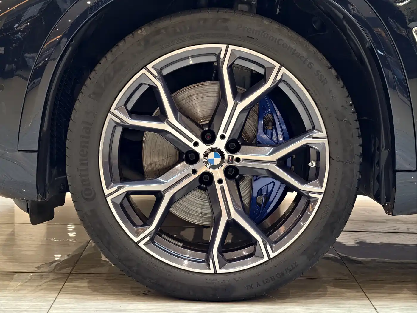 BMW X5 (Import) 2021 xDrive40i Exclusive M Sport Package фото 25