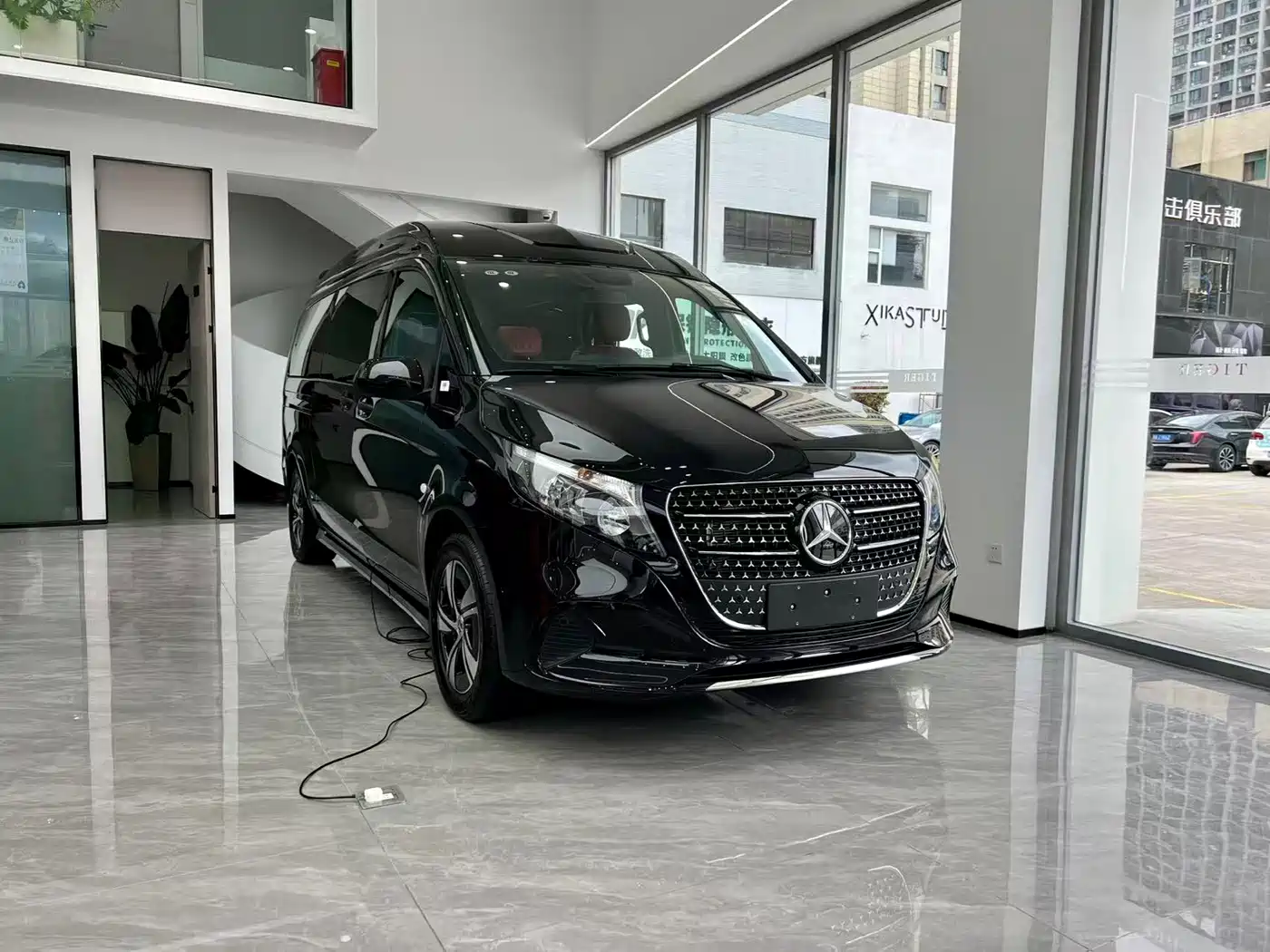 Mercedes-Benz Vito 2024 2.0T Business 7-Seater фото 3