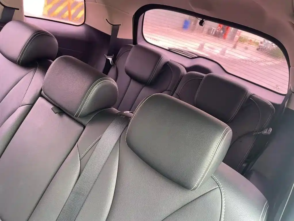 BYD Song MAX 2018 1.5T Auto Smart Connected Luxury 6-Seater фото 7