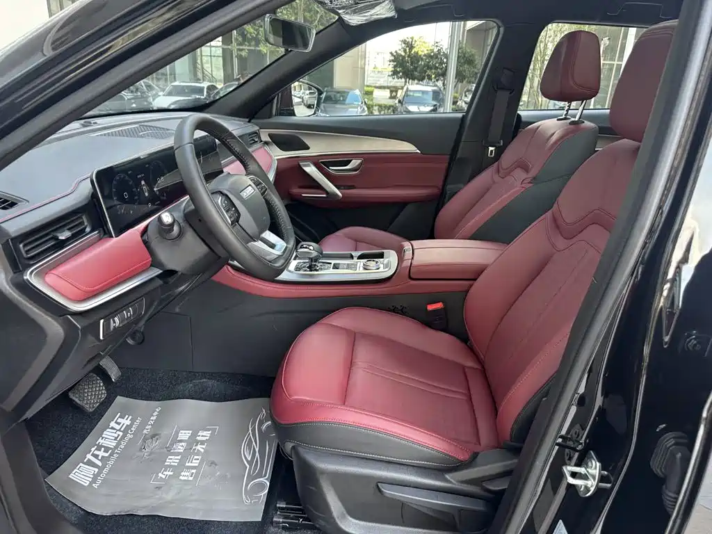 Jetour X70 PLUS 2026 2025 Champion Edition 1.5T DCT Champion PRO 5-seater