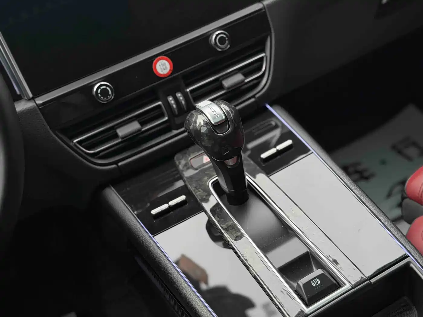 Porsche Macan 2022 Macan 2.0T фото 9
