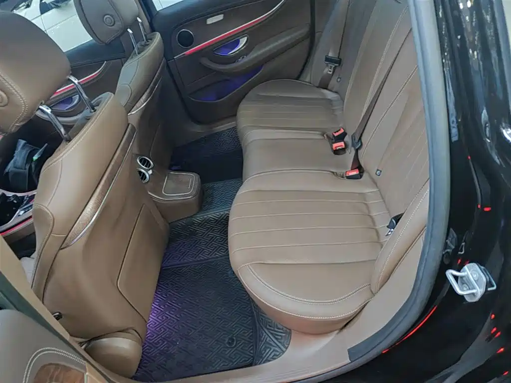 Mercedes-Benz E-Class 2023 Facelift E 260 L фото 17