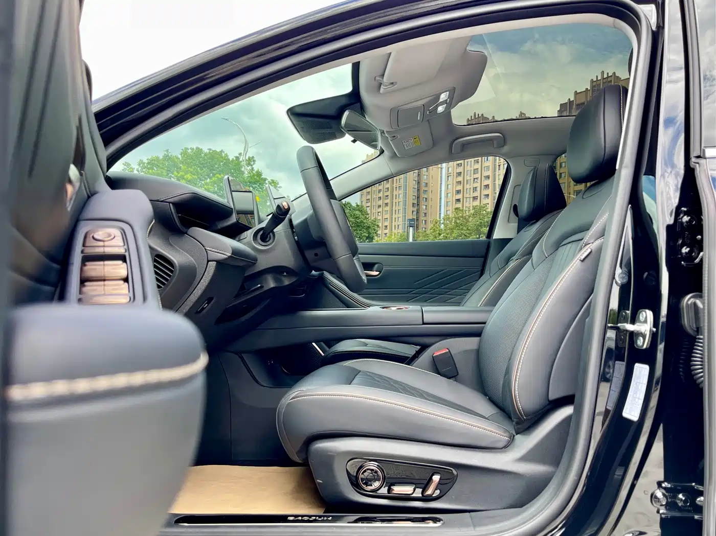 Baojun Enjoyment 2025 2025 PHEV 140km Luxury Edition
