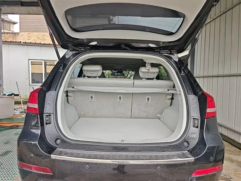 Haval H2 2015 1.5T Automatic 2WD Elite Edition фото 19