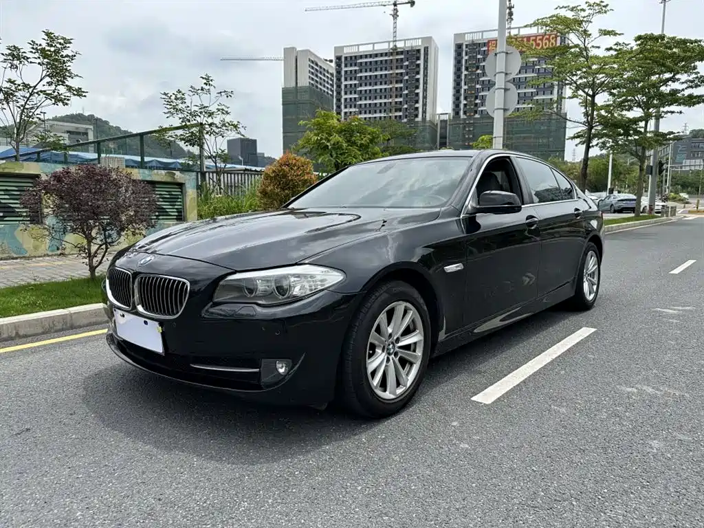 BMW 5 Series 2012 523Li Luxury