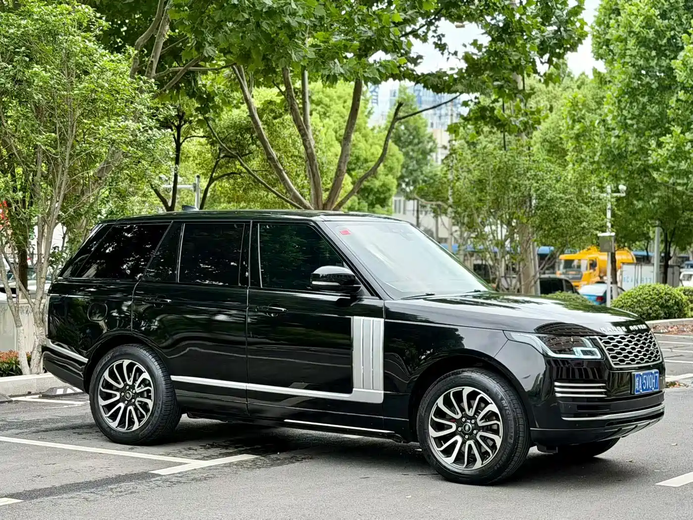 Land Rover Range Rover 2017 3.0 SC V6 Vogue фото 3