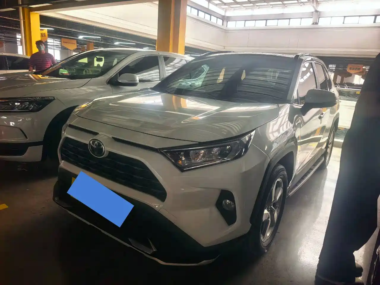 Toyota RAV4 Rongfang 2020 2.0L CVT 2WD Fashion PLUS