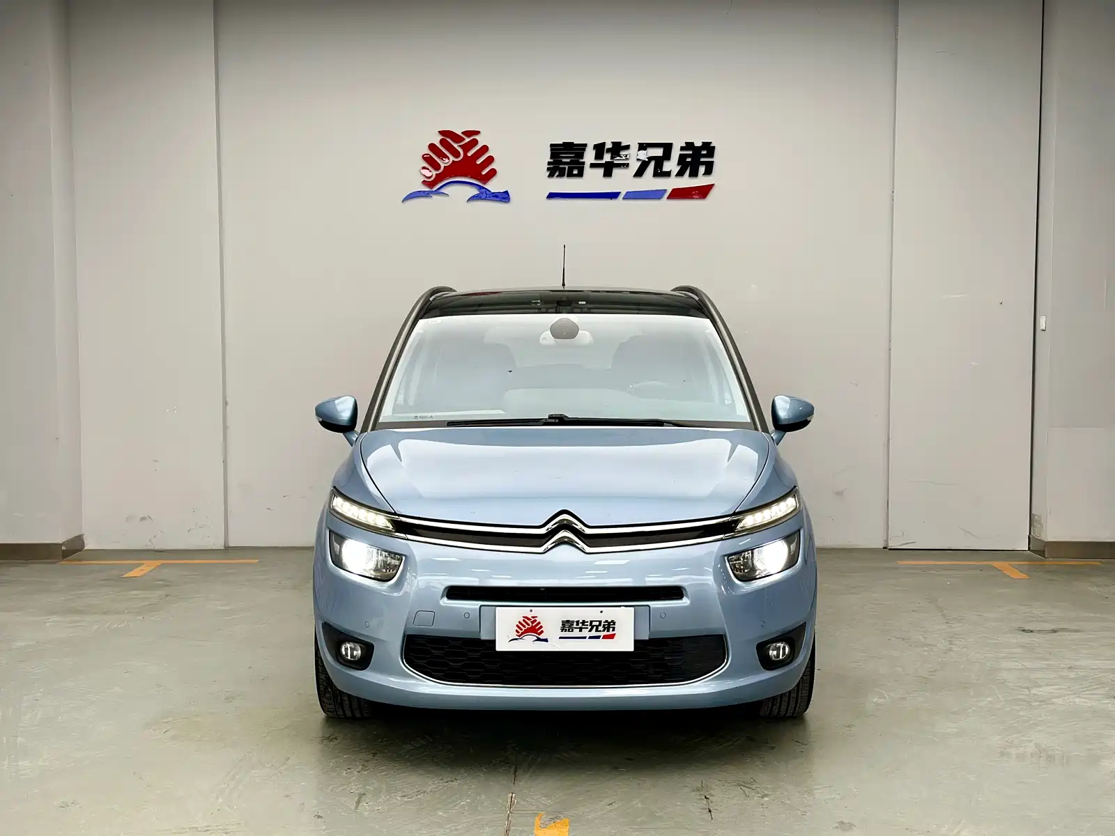 صورة 4 - Citroën C4 Picasso
