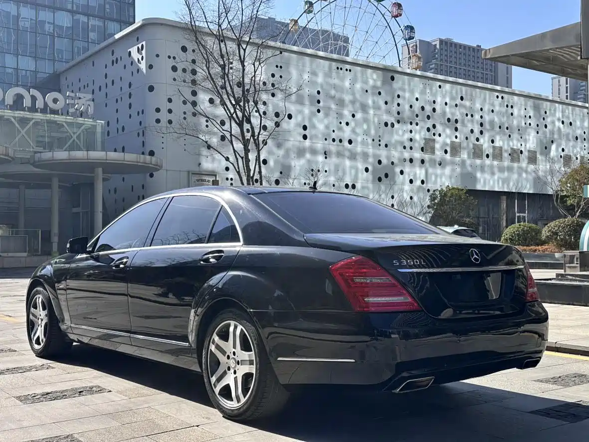 Mercedes-Benz S-Class 2012 S 300 L Luxury Grand Edition фото 6