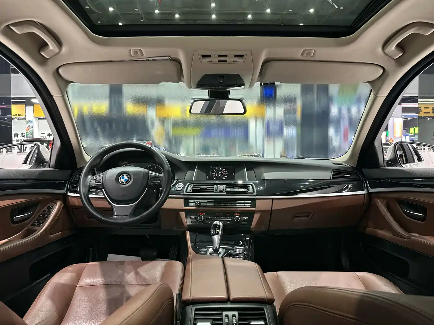 BMW 5 Series 2017 520Li Classic Edition фото 7