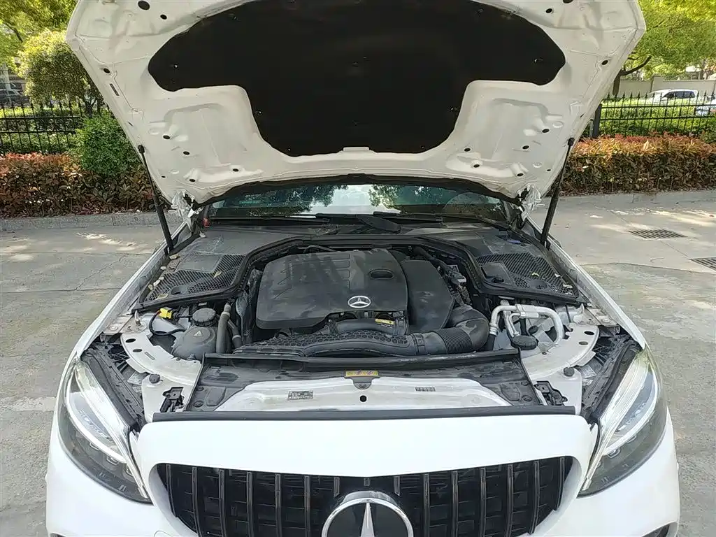 Mercedes-Benz C-Class 2020 Facelift C 260 L Sport фото 16