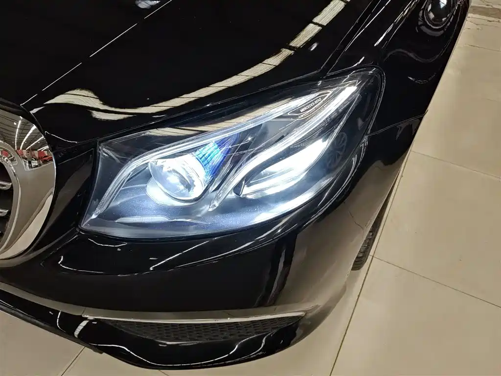 Mercedes-Benz E-Class 2019 E 300 L Sport Luxury фото 15