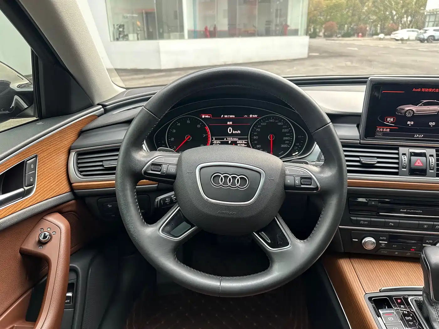 Audi A6L 2018 30th Anniversary 30 FSI Style фото 35