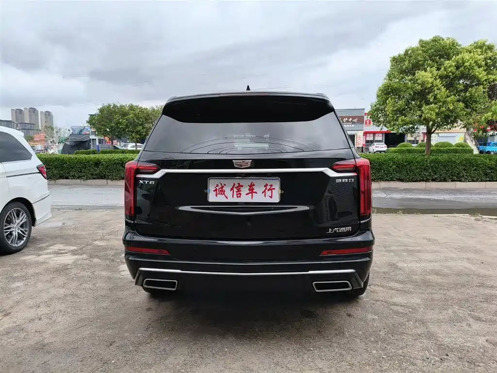 Cadillac XT6 2021 2.0T 7-Seater 4WD Trend Edition фото 5