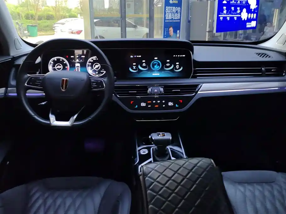 Hongqi HS5 2022 Facelift 2.0T Smart Flag Enjoyment Edition фото 12