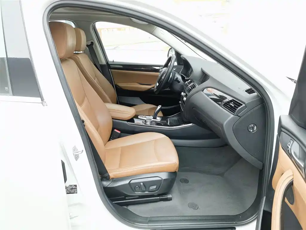 BMW X4 2014 xDrive20i X Design Package фото 23