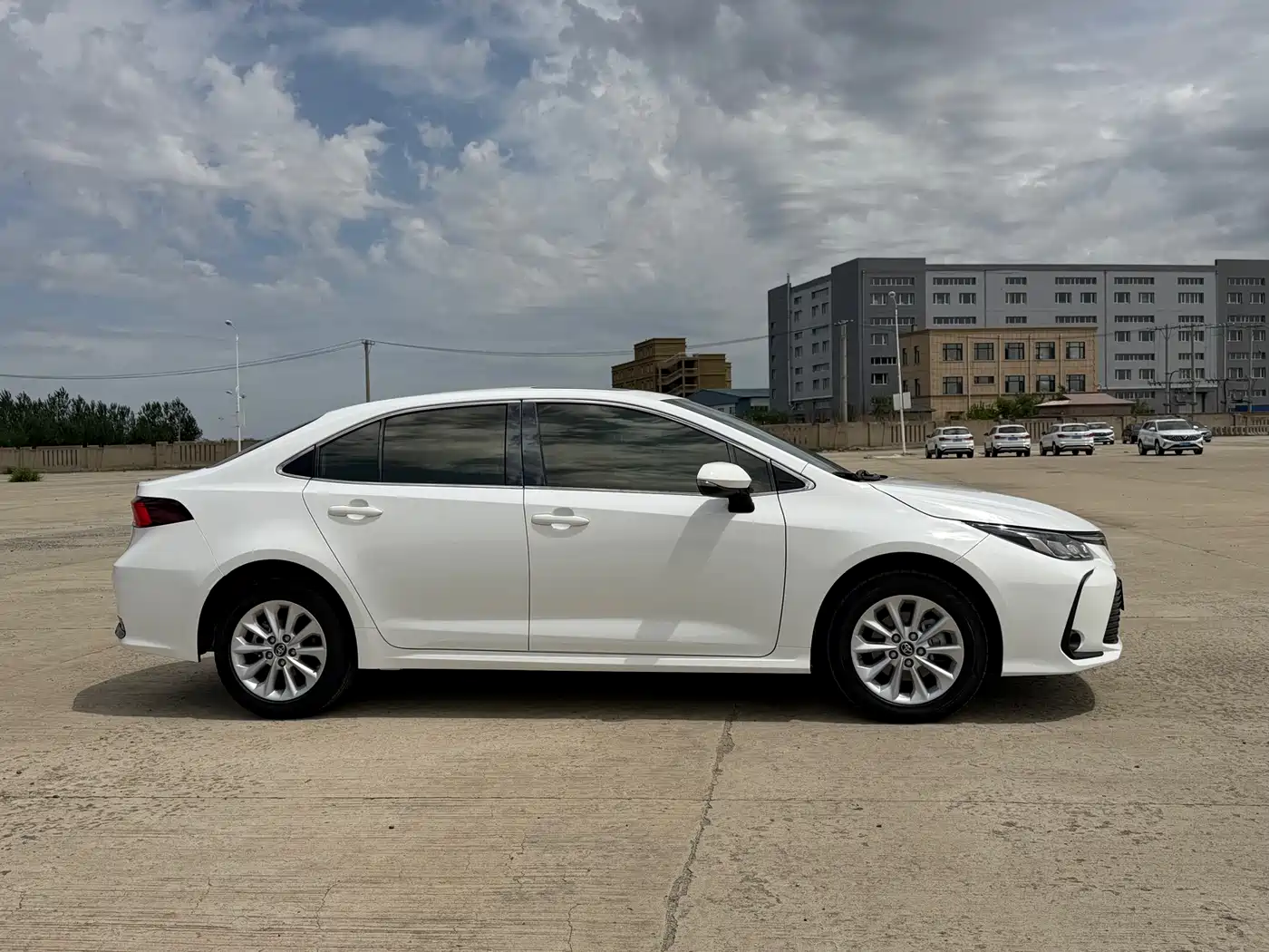 Toyota Corolla 2021 1.2T S-CVT Elite PLUS Edition фото 4