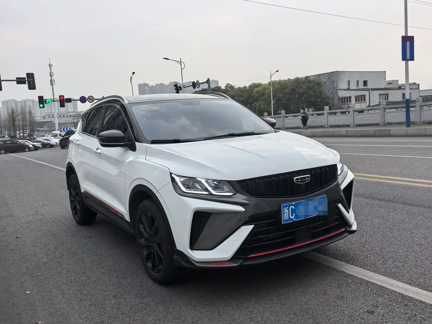 GEELY AUTOMOBILE BINYUE