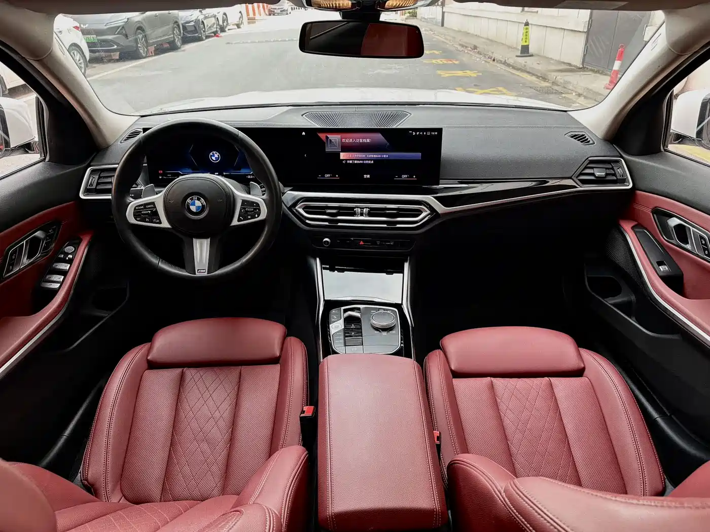 BMW 3 Series 2023 320Li M Sport Package фото 15
