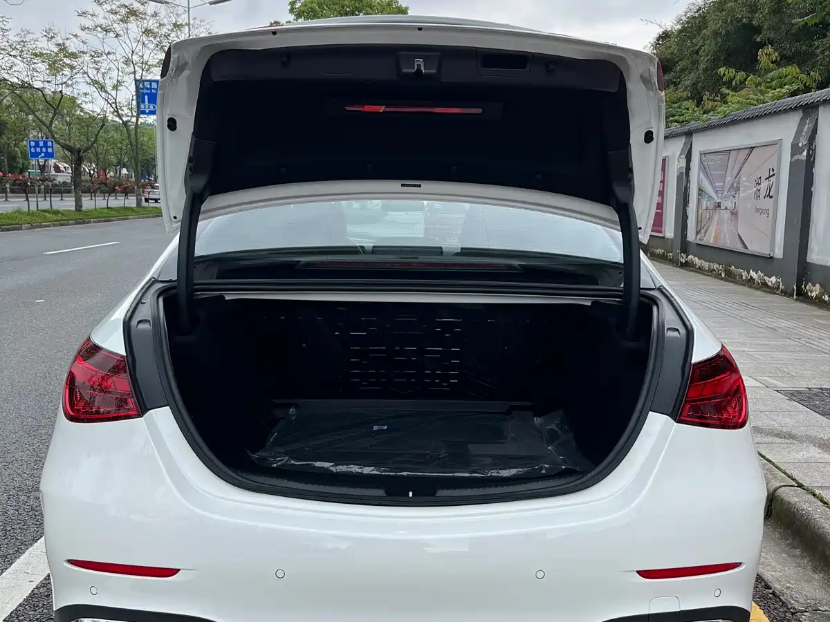 Mercedes-Benz C-Class 2025 2025 C 260 L Sport Edition