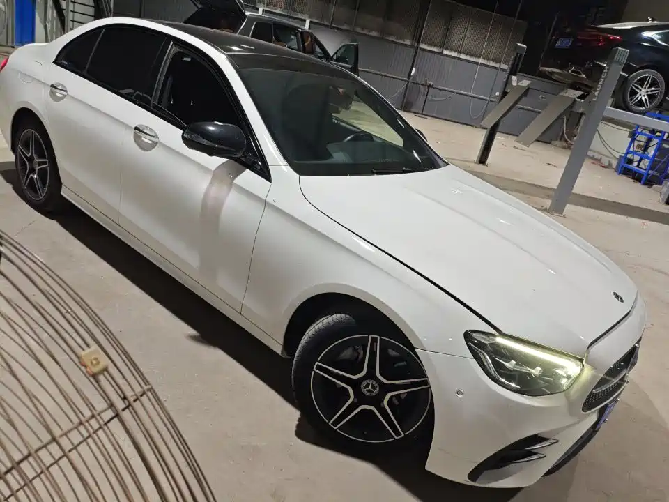 Mercedes-Benz E-Class (Import) 2021 E 260 Luxury Sport Edition фото 5