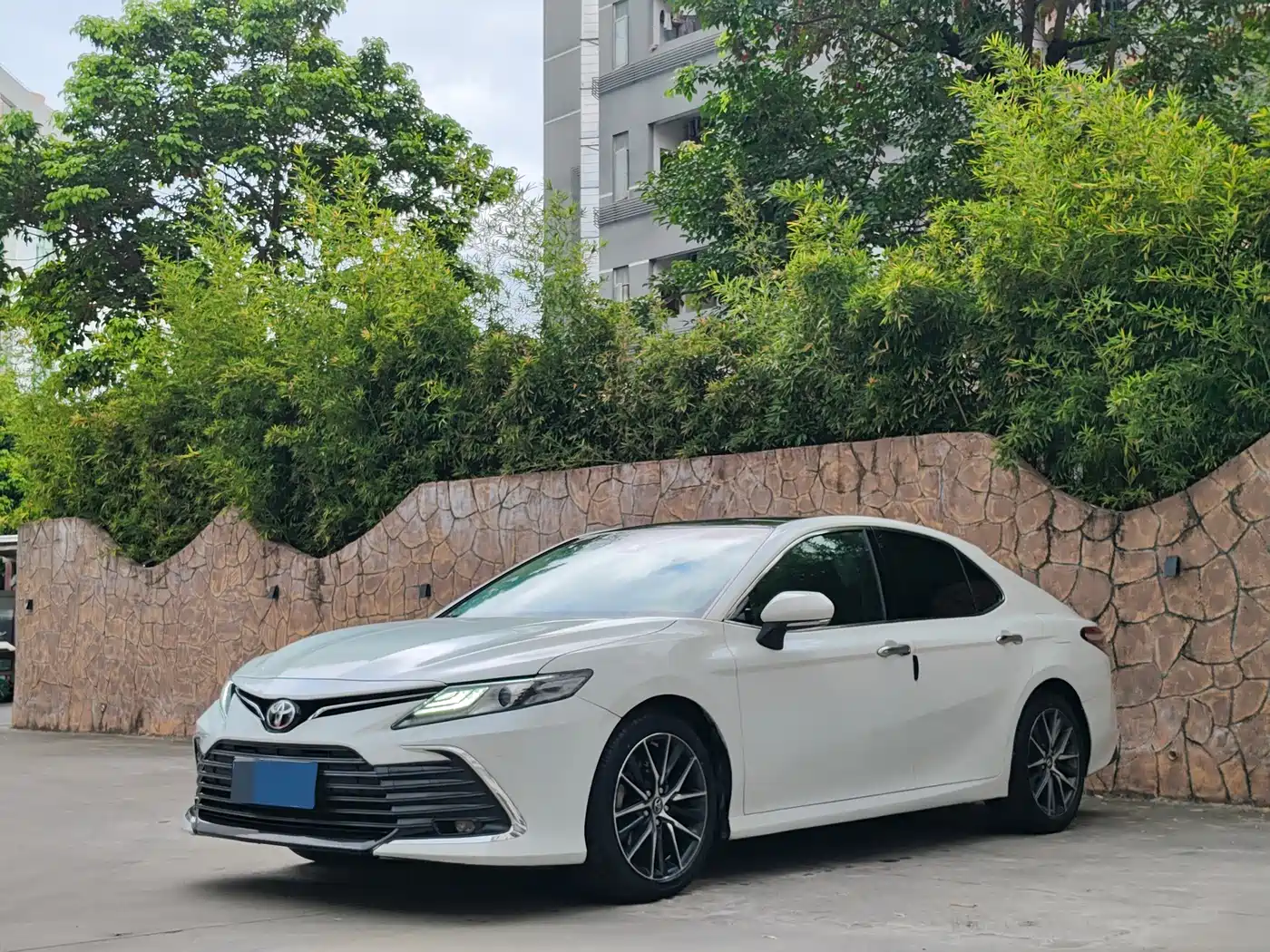 Toyota Camry 2021 2.5G Luxury Edition