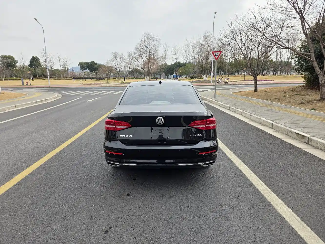 Volkswagen Lavida 2018 1.5L Automatic Comfort Version China V фото 3