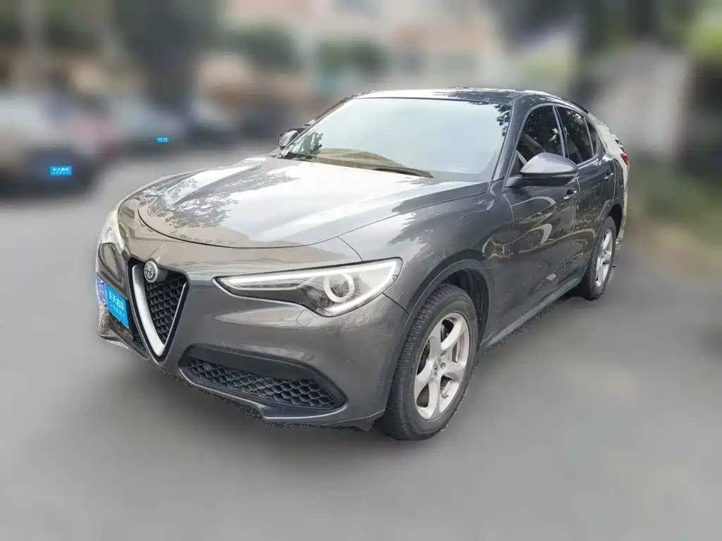 Alfa Romeo Stelvio 2017 2.0T 200HP Elite