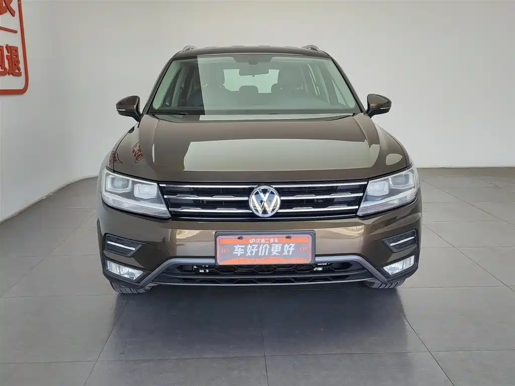 Volkswagen Tiguan L 2017 330TSI Automatic 2WD Comfort Edition фото 3