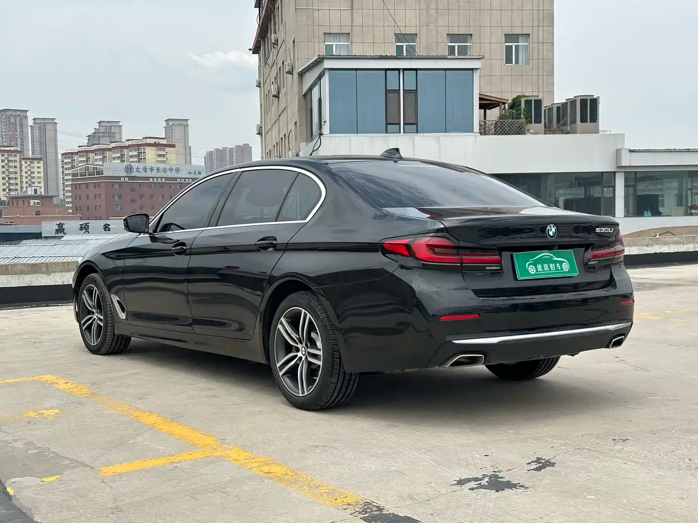 BMW 5 Series 2021 530Li Leading Luxury Package фото 7