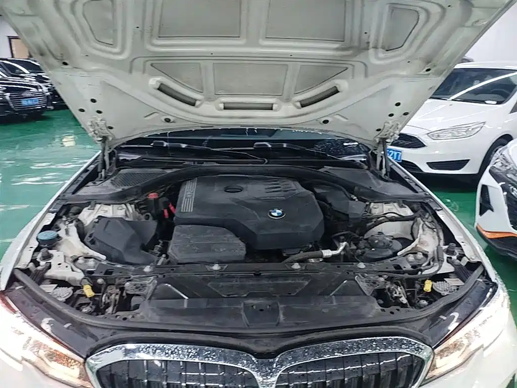 BMW 3 Series 2022 325Li M Sport Package фото 20