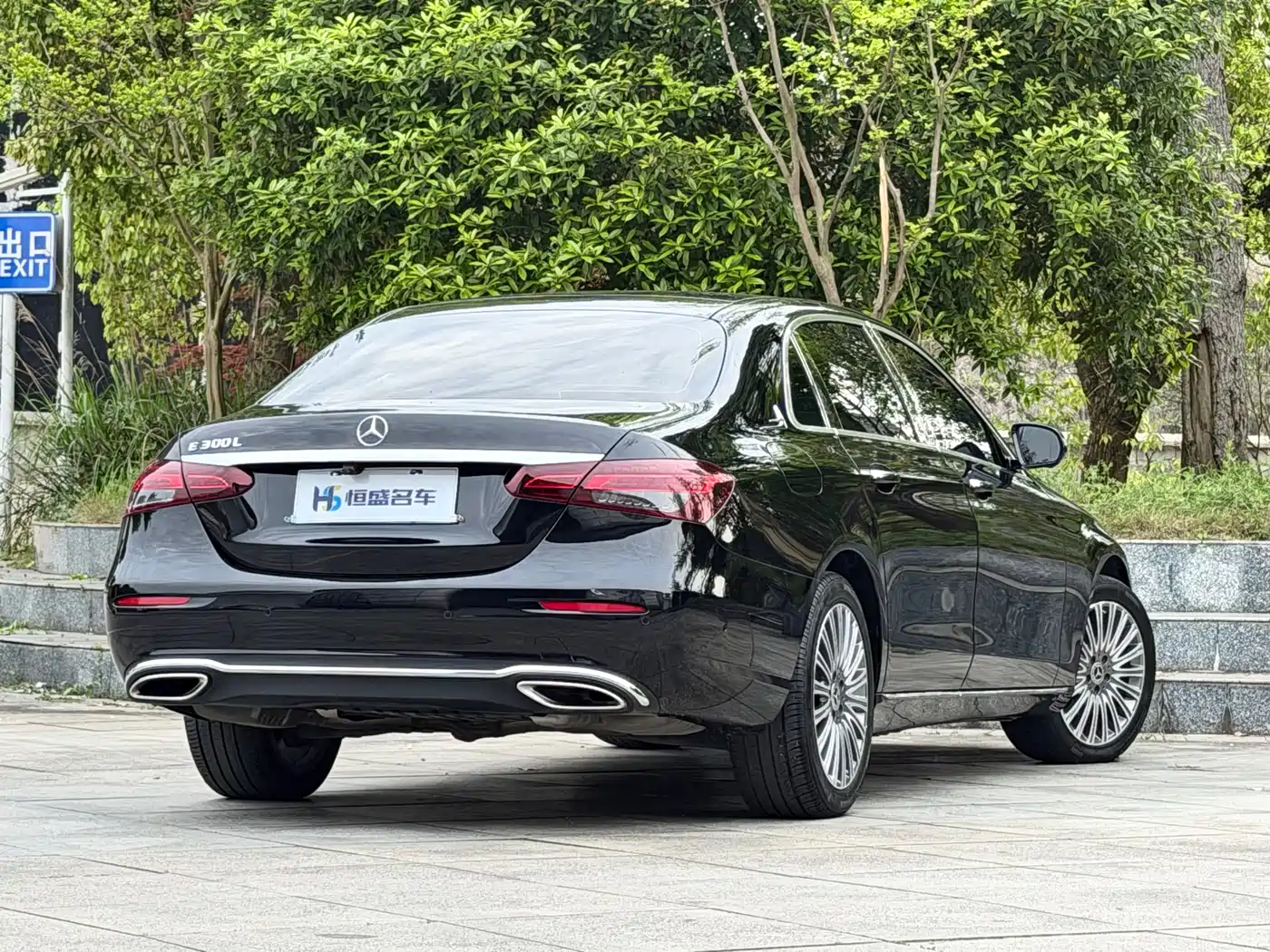 Mercedes-Benz E-Class 2023 E 300 L Luxury фото 9