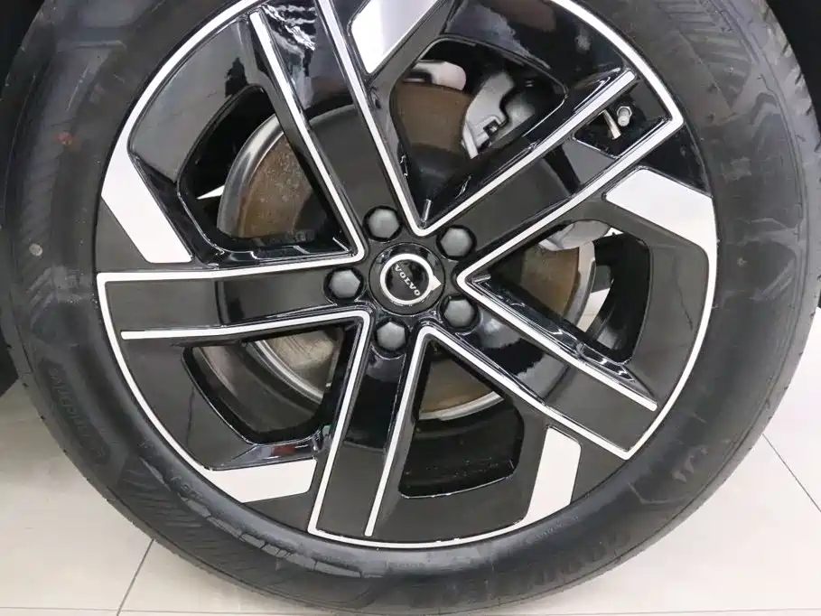 Фото 26 - Volvo XC70 Plug-in Hybrid