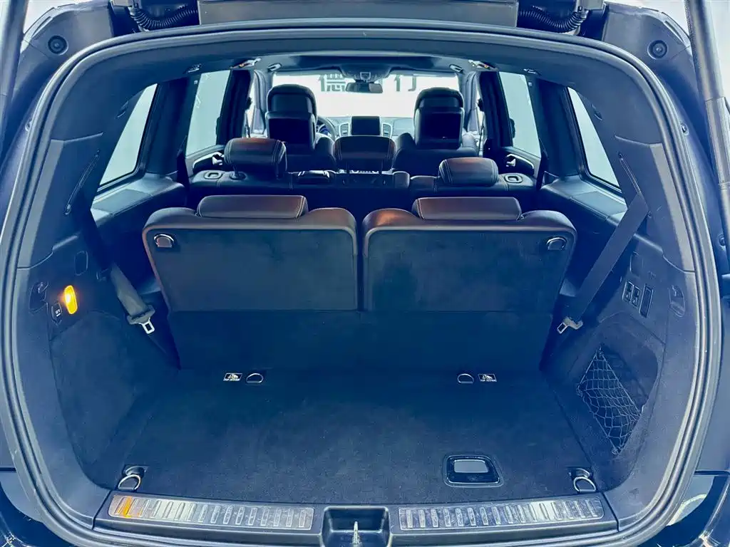 Mercedes-Benz GLS AMG 2016 AMG GLS 63 4MATIC фото 9