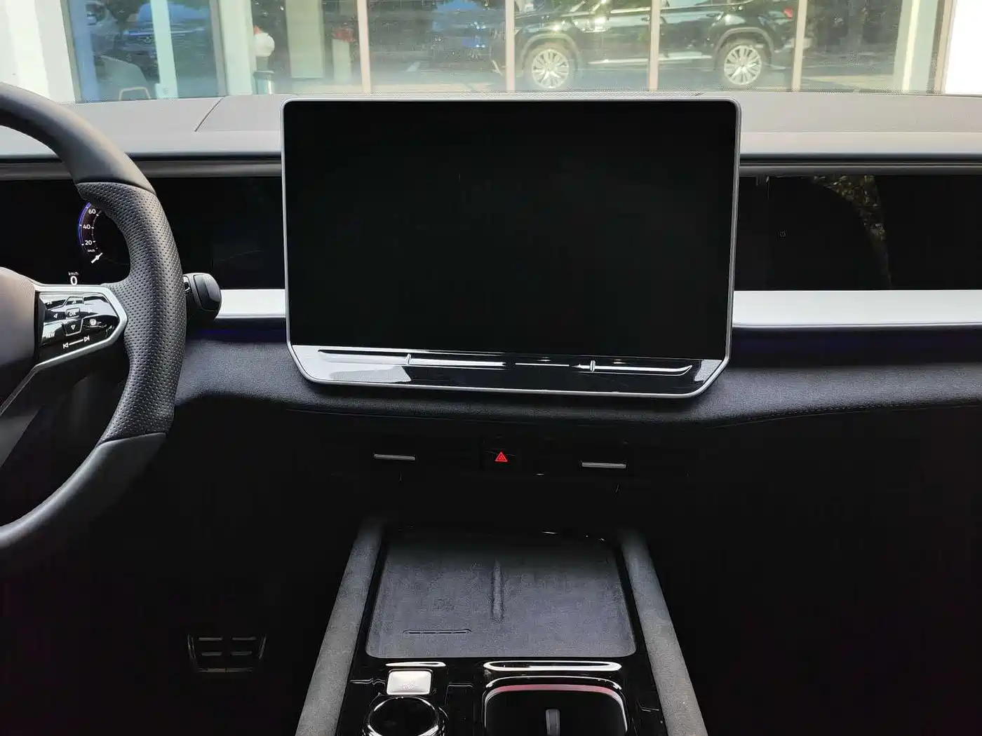 Volkswagen Teramont 2025 Teramont Pro 450TSI 4WD Summit Edition фото 4