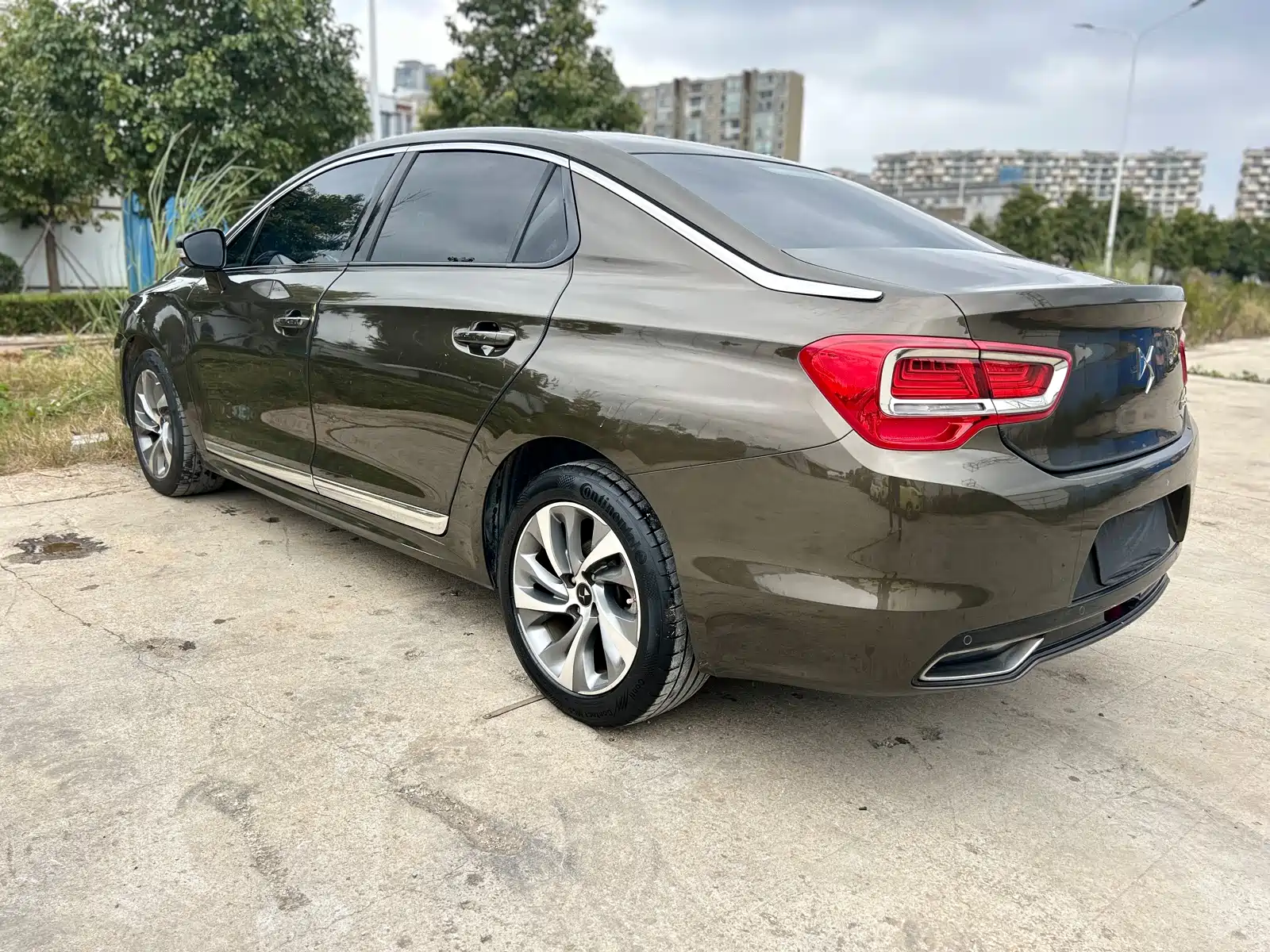 Фото 4 - DS 5LS