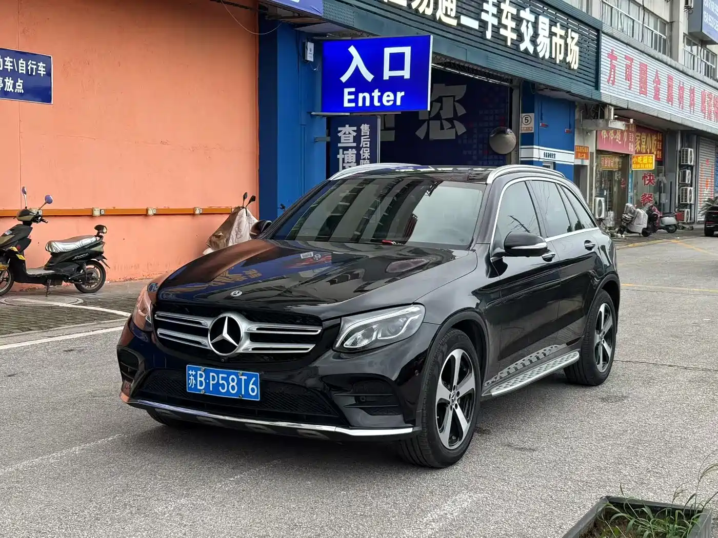Mercedes-Benz GLC 2018 Facelift GLC 260 4MATIC Luxury