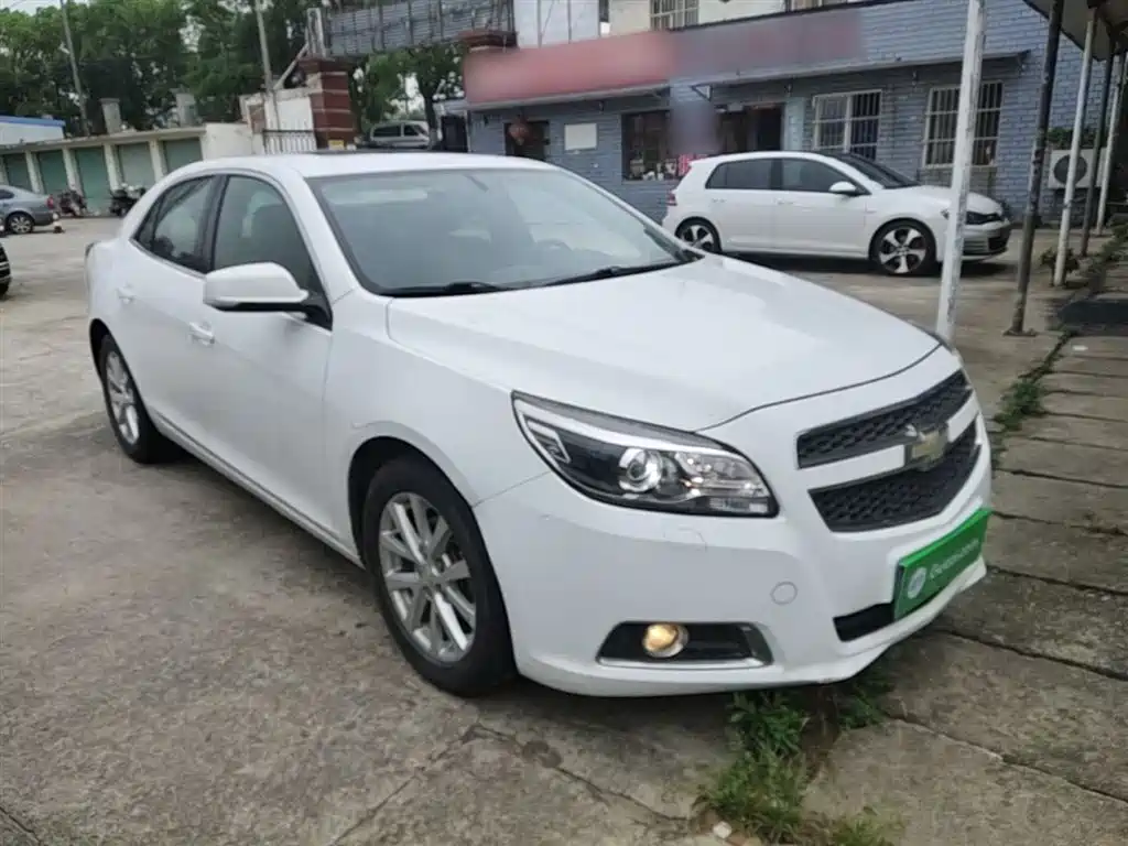 Chevrolet Malibu 2014 2.0L Automatic Luxury фото 4