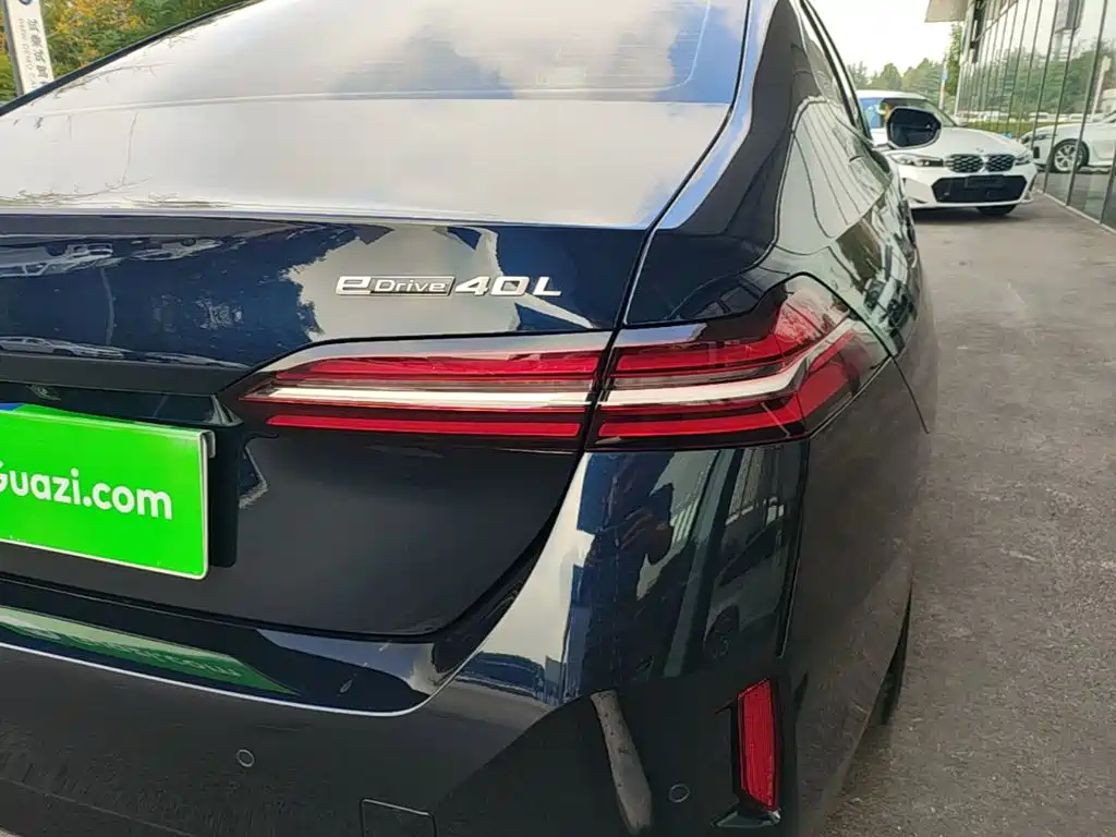 BMW i5 2026 2025 eDrive 40L M Sport Package