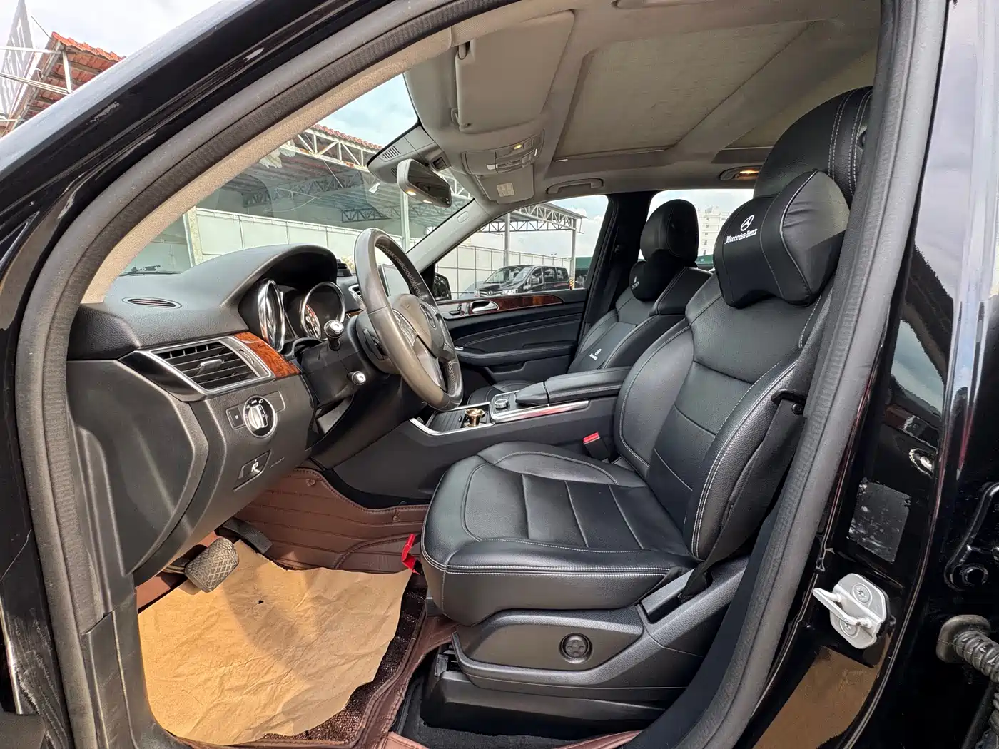 Mercedes-Benz M-Class 2012 Model ML 350 Luxury фото 11