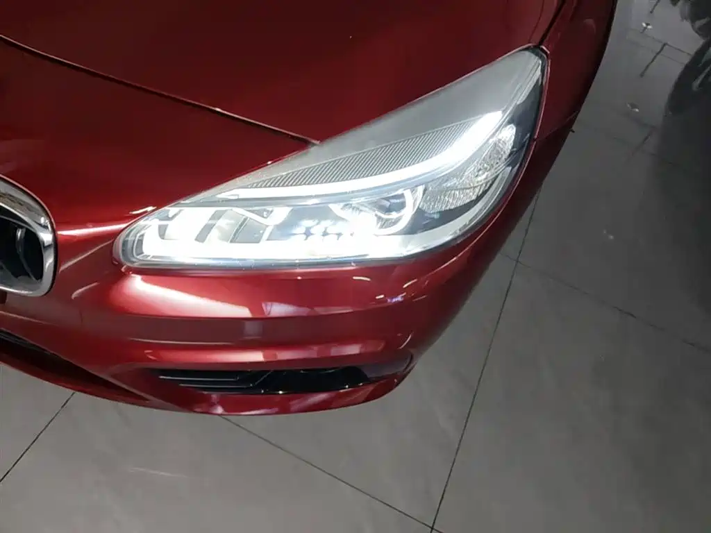 BMW 2 Series Tourer (Import) 2015 218i Sport Design Package фото 24