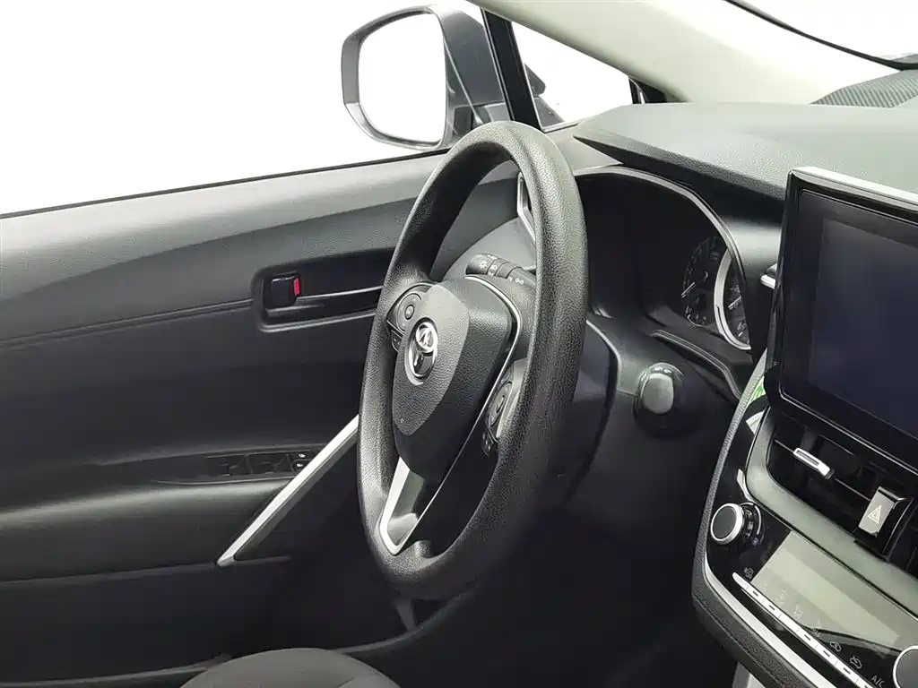 Toyota Frontlander 2022 2.0L CVT Leading Edition фото 22