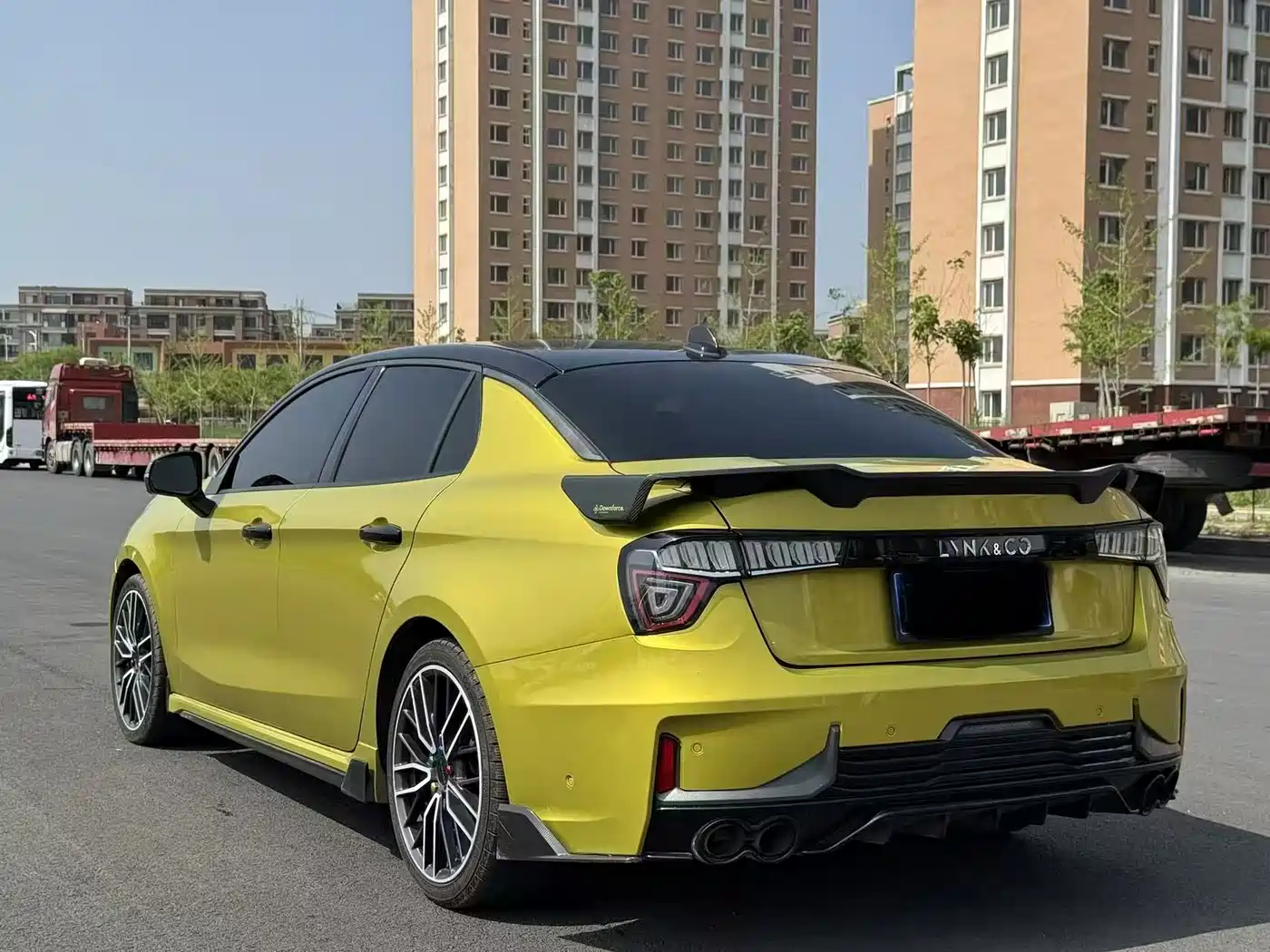 Lynk & Co 03 2021 03+ 2.0TD Auto Performance Package Edition фото 9