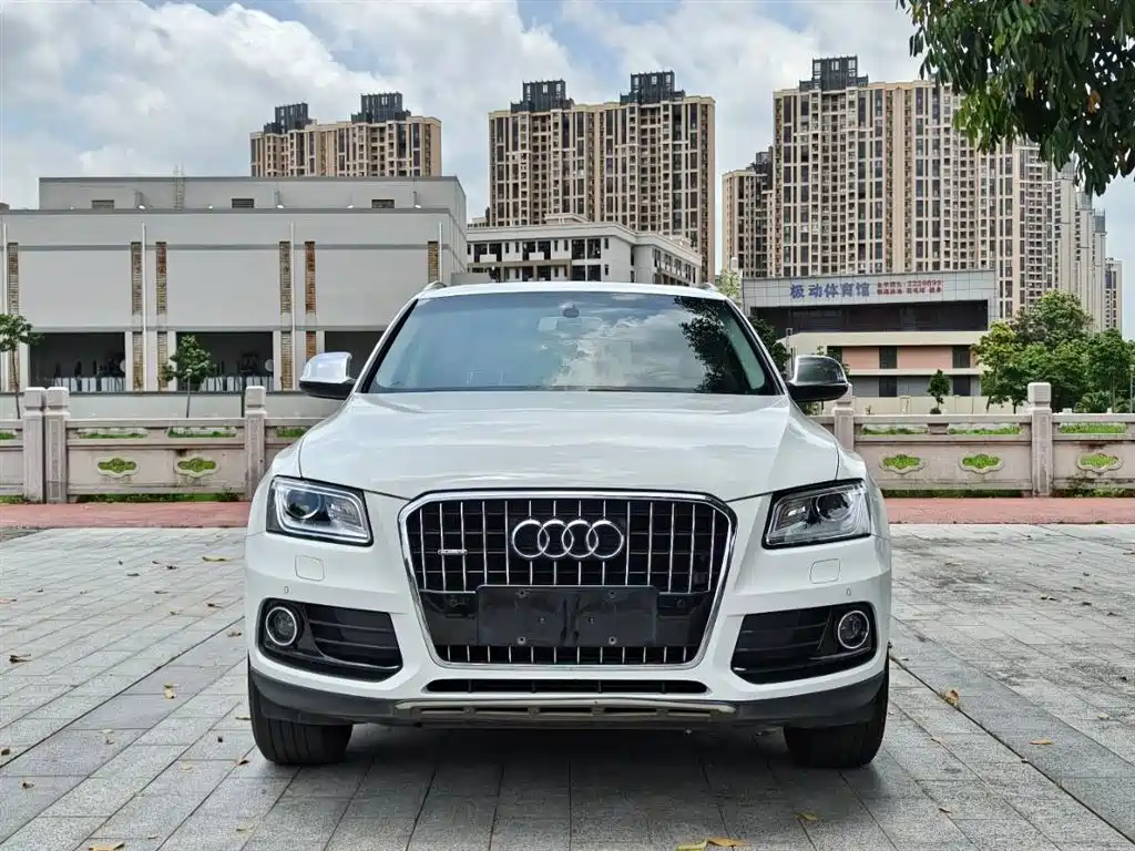 Audi Q5 2013 40 TFSI Technology фото 2