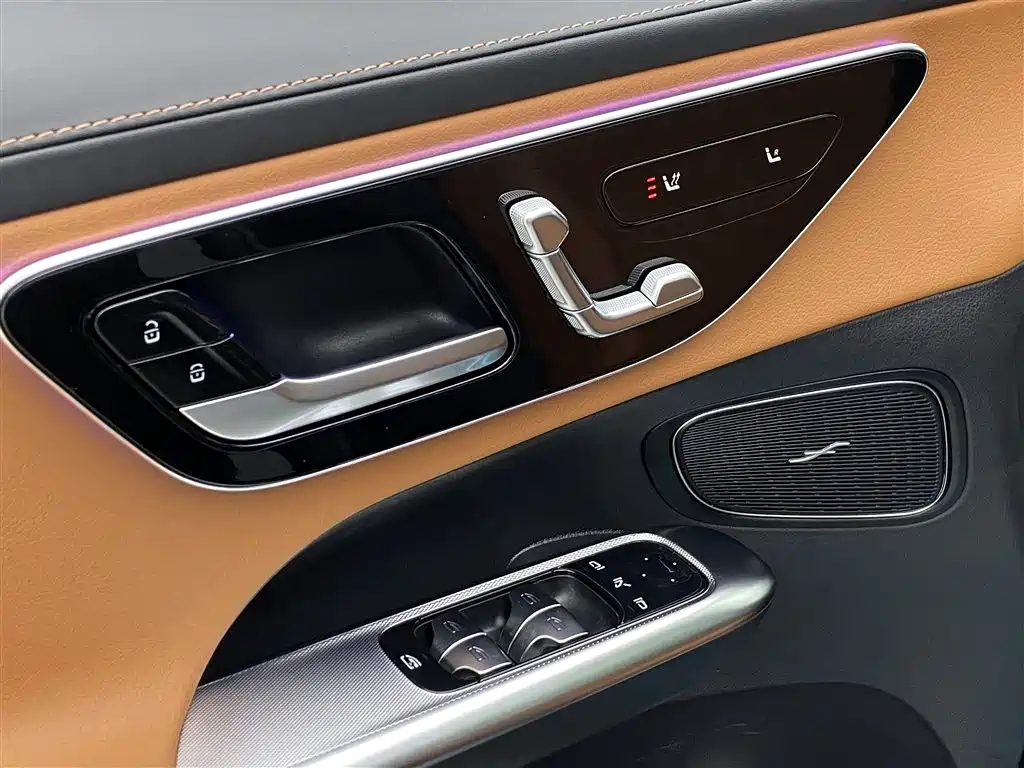 Mercedes-Benz GLC 2025 Model Year GLC 260 L 4MATIC Dynamic фото 22