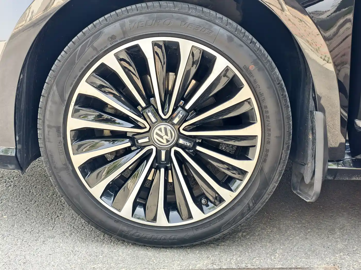 Volkswagen Passat 2016 330TSI DSG Executive Edition фото 19